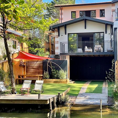 Villa Du Canal - Ponton Pour Bateau 拉特斯特德布赫 外观 照片