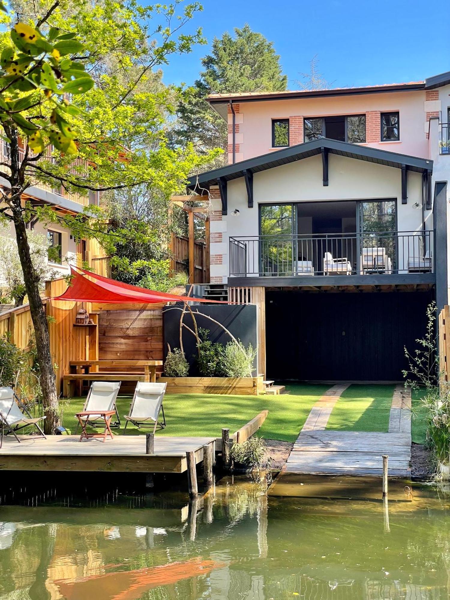 Villa Du Canal - Ponton Pour Bateau 拉特斯特德布赫 外观 照片